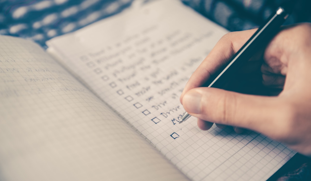 How many applications is too many? The quality-vs-volume math